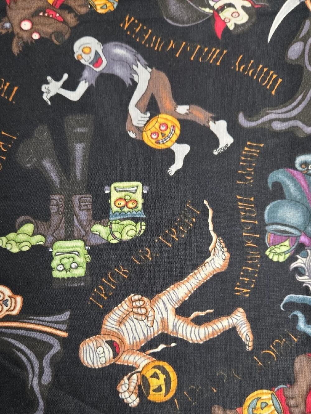๐๐๐A Haunting We Will Go by Dan Morris 2014 RJR Fabrics 14"x44" - Picture 3 of 6